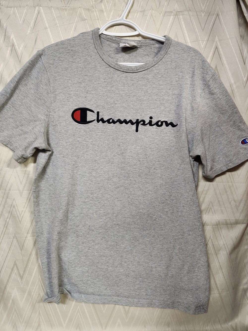 Champion Men's Retro Grey Embroidered Logo Crewneck T-Shirt